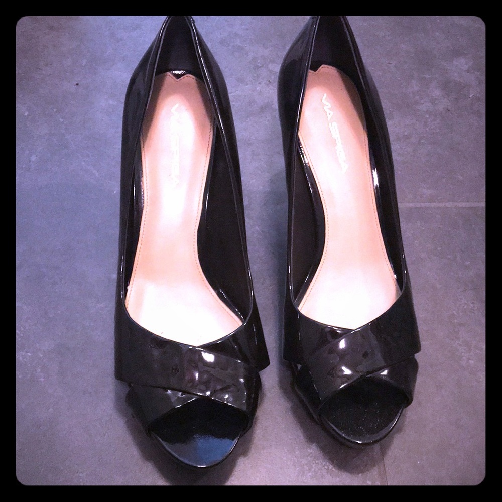 Black heels